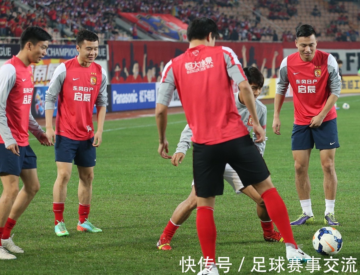 英超战报：穆尼奥斯破门，拉尔森中横梁，水晶宫1-0伯恩利（英超快讯：穆尼奥斯建功，拉尔森击中横梁，水晶宫1-0力克伯恩利）