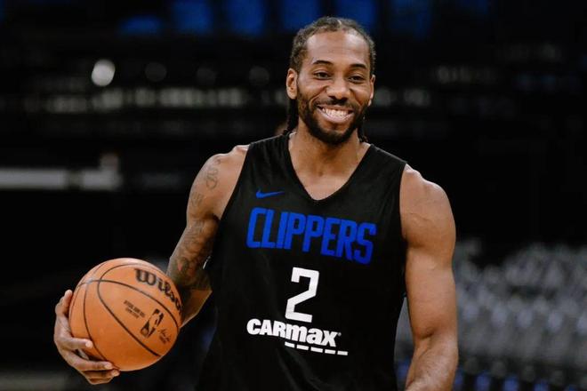 武磊：拿一个冠军都不容易更别说三连冠；我有信心尽快归来（武磊：夺一冠已属不易，三连冠更是难上加难；我有信心很快回归）