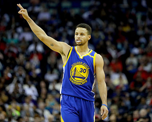 马德兴：有关方面对王洪亮带队0-3巴西不满，却对女足0-8沉默（马德兴：王洪亮率队0-3不敌巴西遭质疑，女足0-8却无人置评）